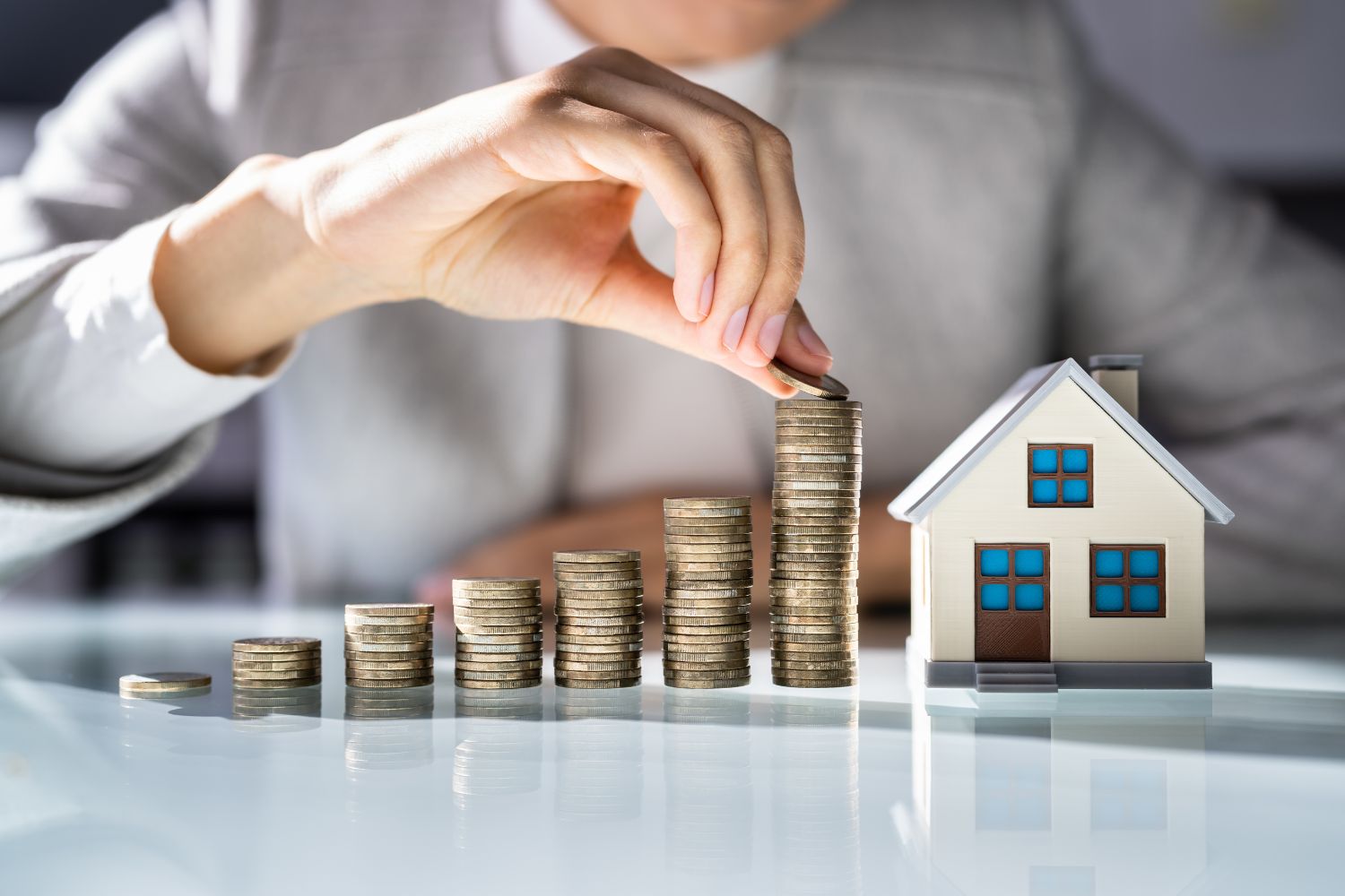 ¿Cuánto cuesta un administrador de fincas? Precio real y errores que te salen caros